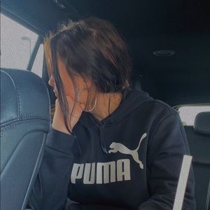 puma sweatshirt